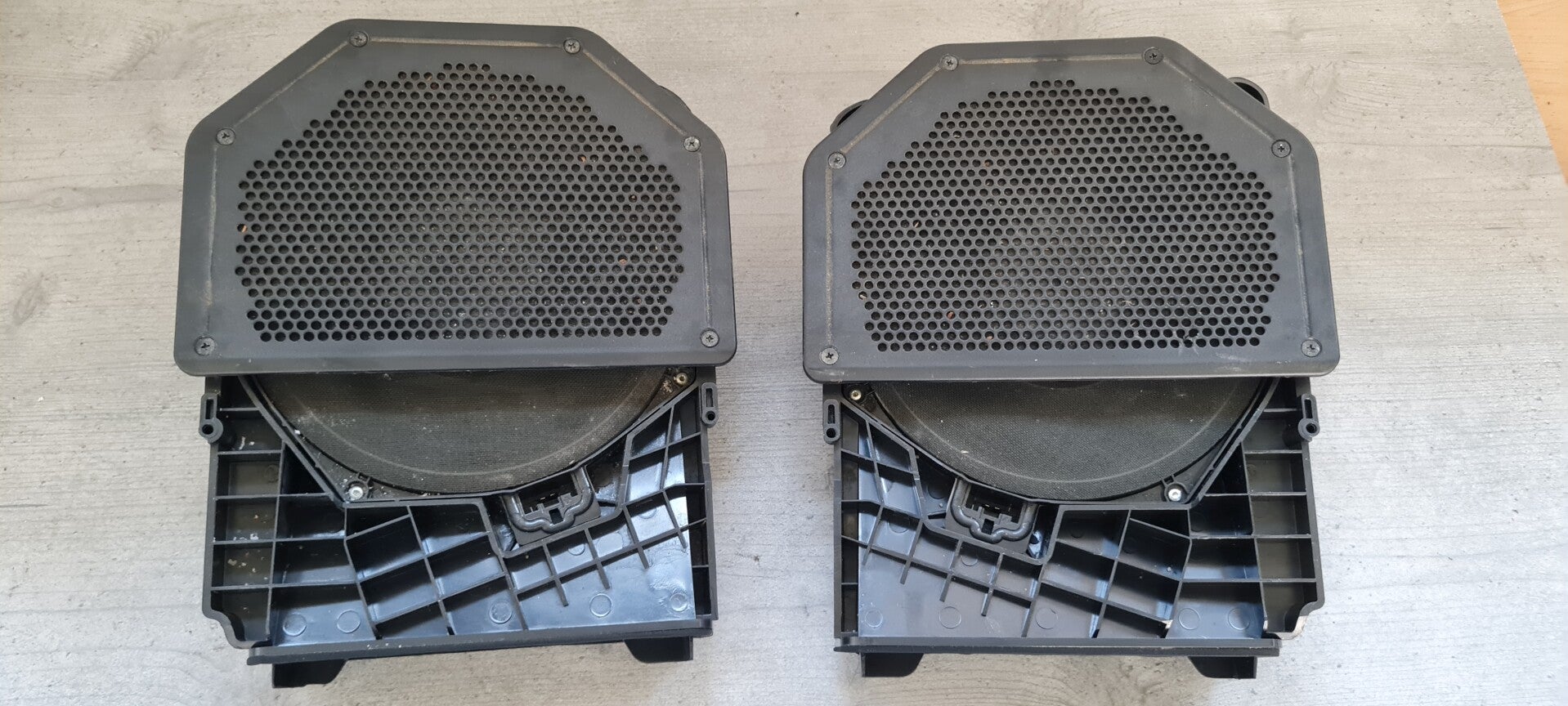 BMW E81 E87 E90 E91 Lautsprecher Zentralbass Bass Audio