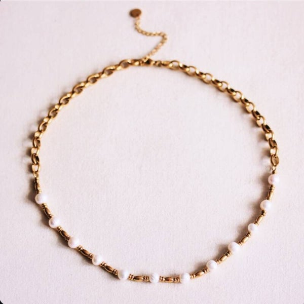 Chaîne à maillons avec perles