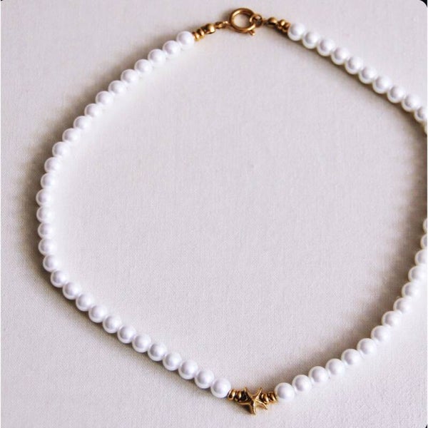 Collier de perles avec mini étoile de mer
