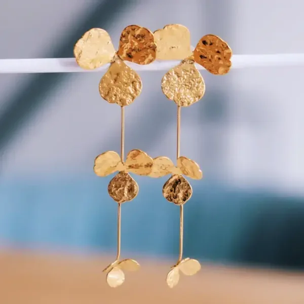 Boucle d'oreille imposante « guirlande de fleurs »
