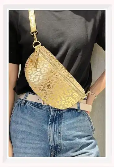 Sac banane cuir irisé motif