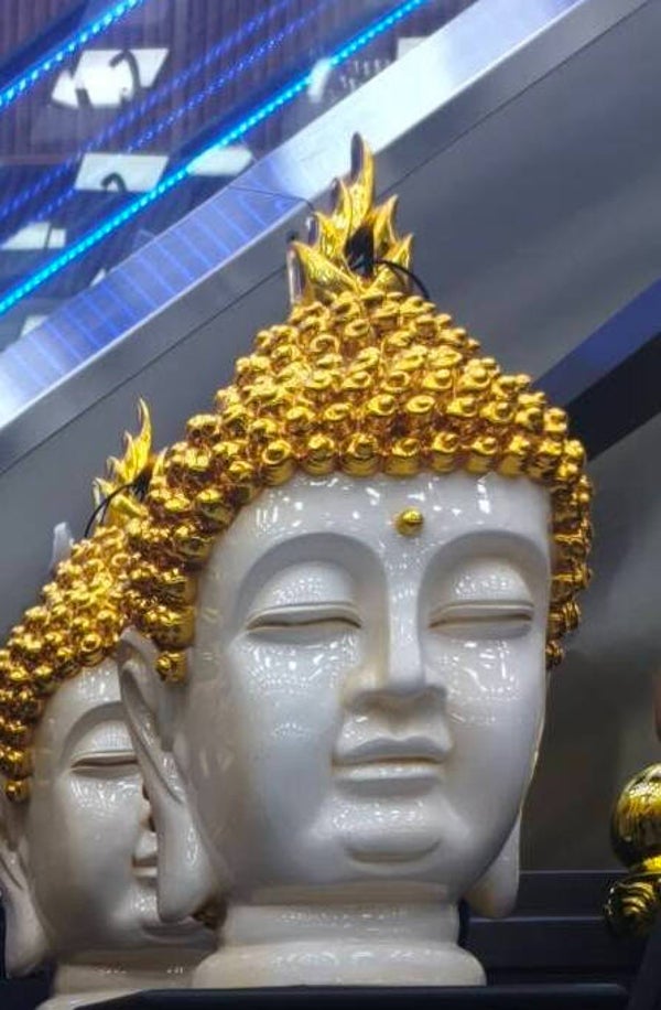 budha white & gold