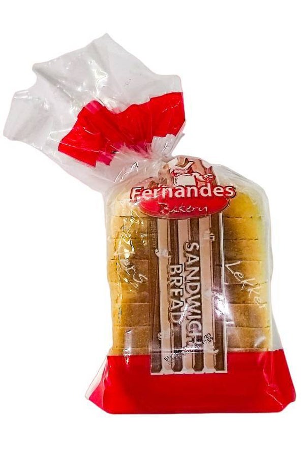 sandwich bread wit half