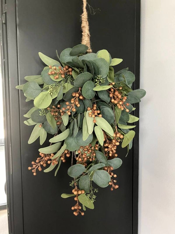 Toef met bruine bes 65cm