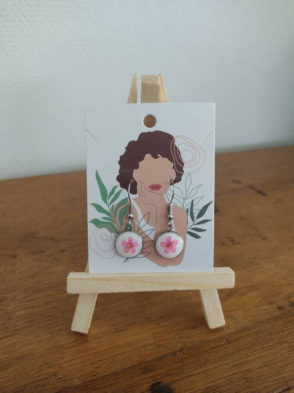 Boucle d'oreille élégante
