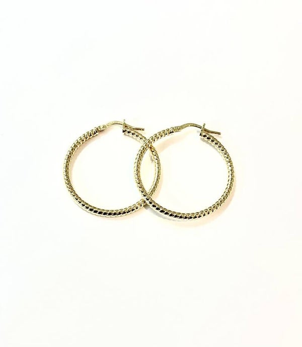 Geelgouden Twist creolen met Zilveren binnenkern M