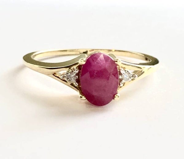 Ruby ring met Robijn en Diamant