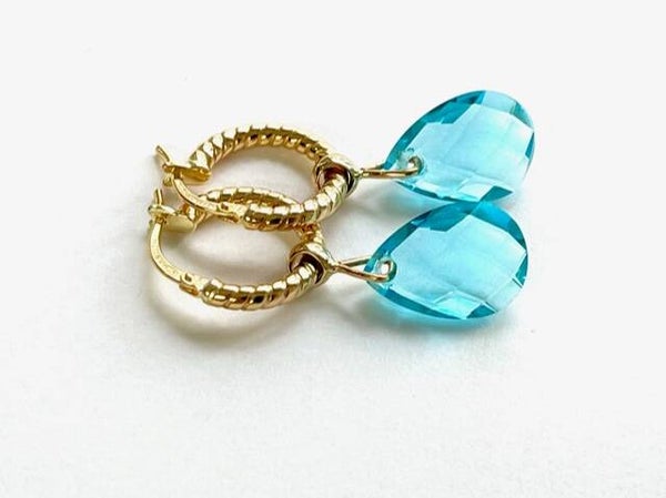 Happy drops Creool hangers met Blue Quartz