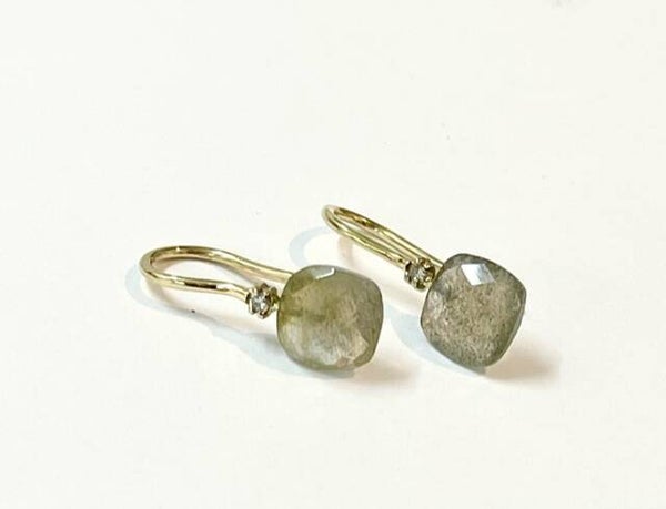 Huggs Hollandse haken Geelgoud  met Labradorite en Diamond