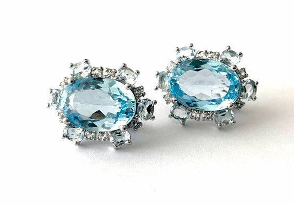 Zilveren oorbellen met Blue Topaz