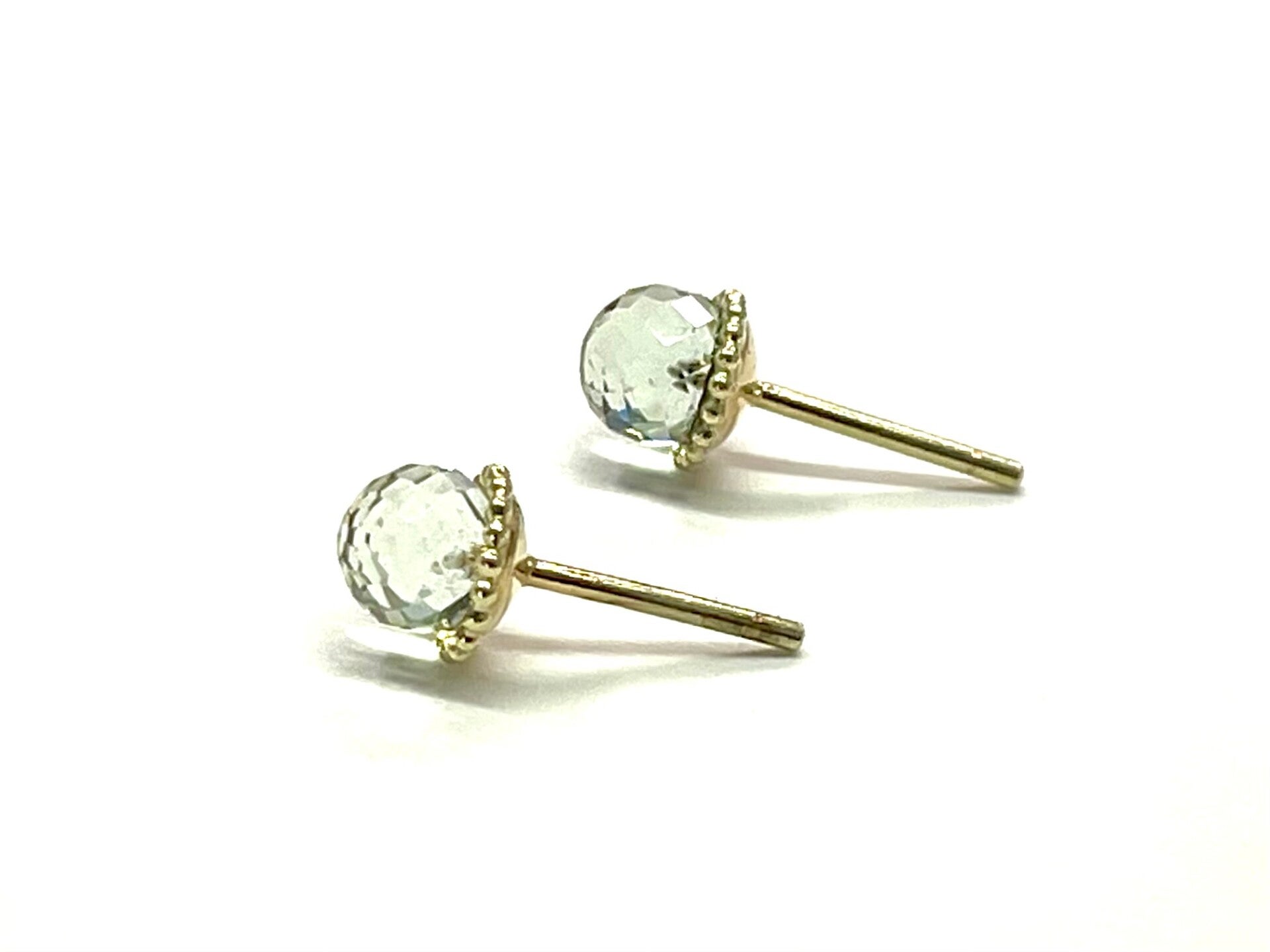 Geelgouden Sphere oorbellen met Prasiolite