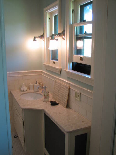 148soldiersplace2-bathroom-vanity-standard-l9vhf0.jpg