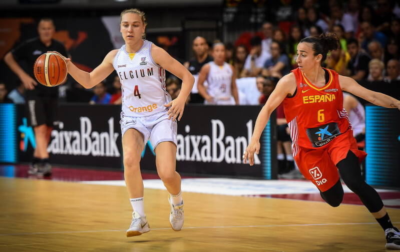 Elise Ramette is zeer behendig op haar positie!