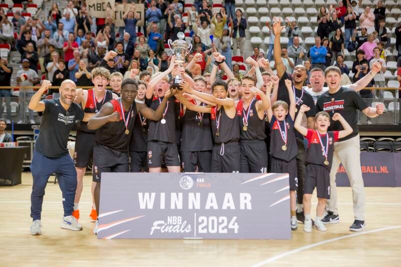 MBCA mannen onder 14 kampioen van Nederland na spannende slotfase