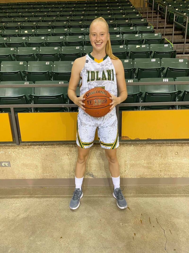 Het wachten is op de eerste wedstrijden. Als die gespeeld worden, zal Support by Report daar ook wedstrijdartikelen over schrijven. Wordt vervolgd dus wat betreft Kim haar ontwikkelingen!