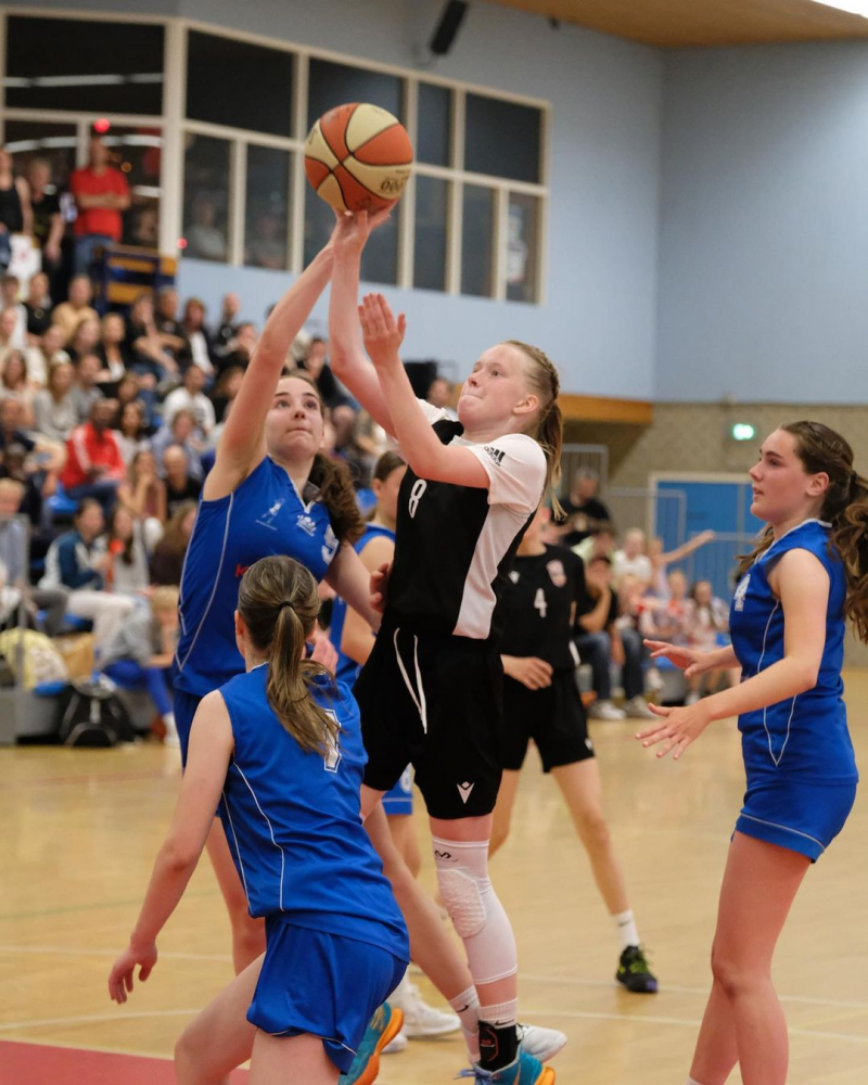 Onder 16 kampioen Rosalie Cok is klaar voor nieuwe basketbaluitdagingen