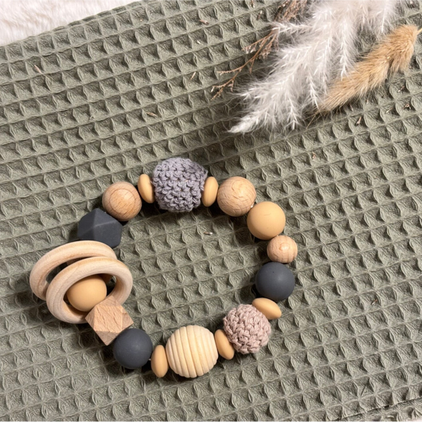 Beiss- und Greifring aus Naturholz und Silikon,, grey ''