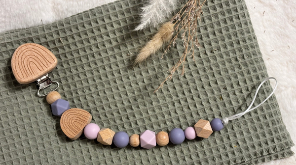 Nuggikette aus Naturholz und Silikon ,, Regenbogen ''