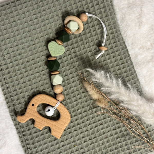 Maxycosi Anhänger aus Naturholz und Silikon,, Grüner Elefant ''