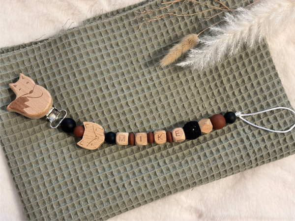 Nuggikette Personalisiert aus Naturholz und Silikon ,, Fuchs''