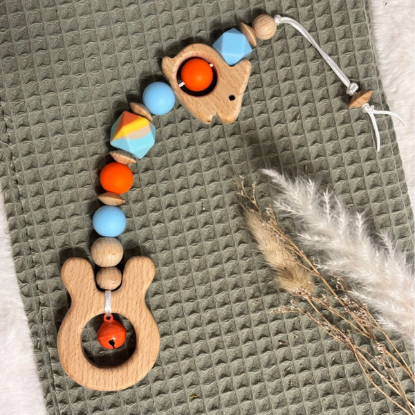 Maxycosi Anhänger aus Naturholz und Silikon,, Hase''