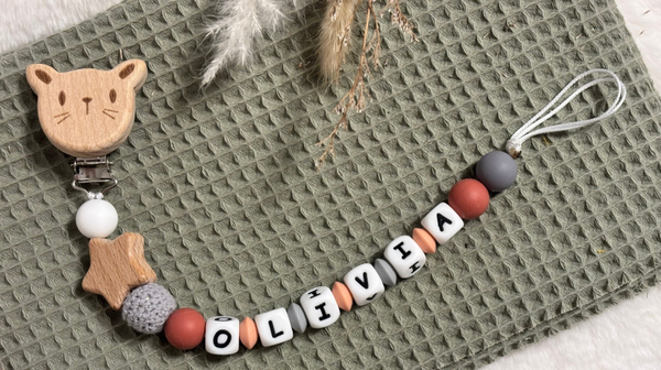 Nuggikette aus Naturholz und Silikon ,, Katze''