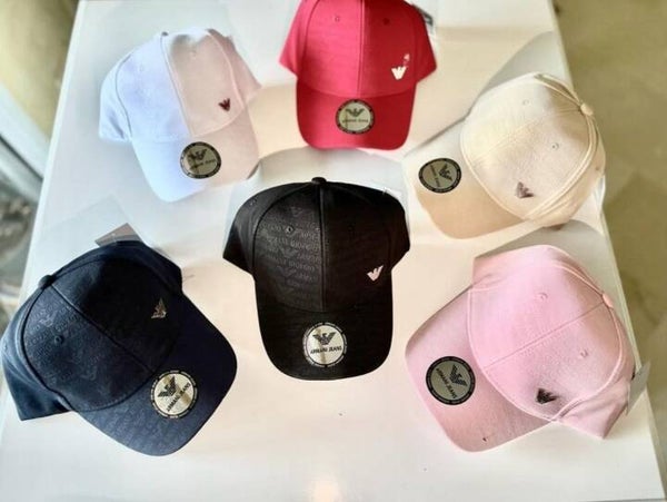 Gorras Gucci, lacoste..