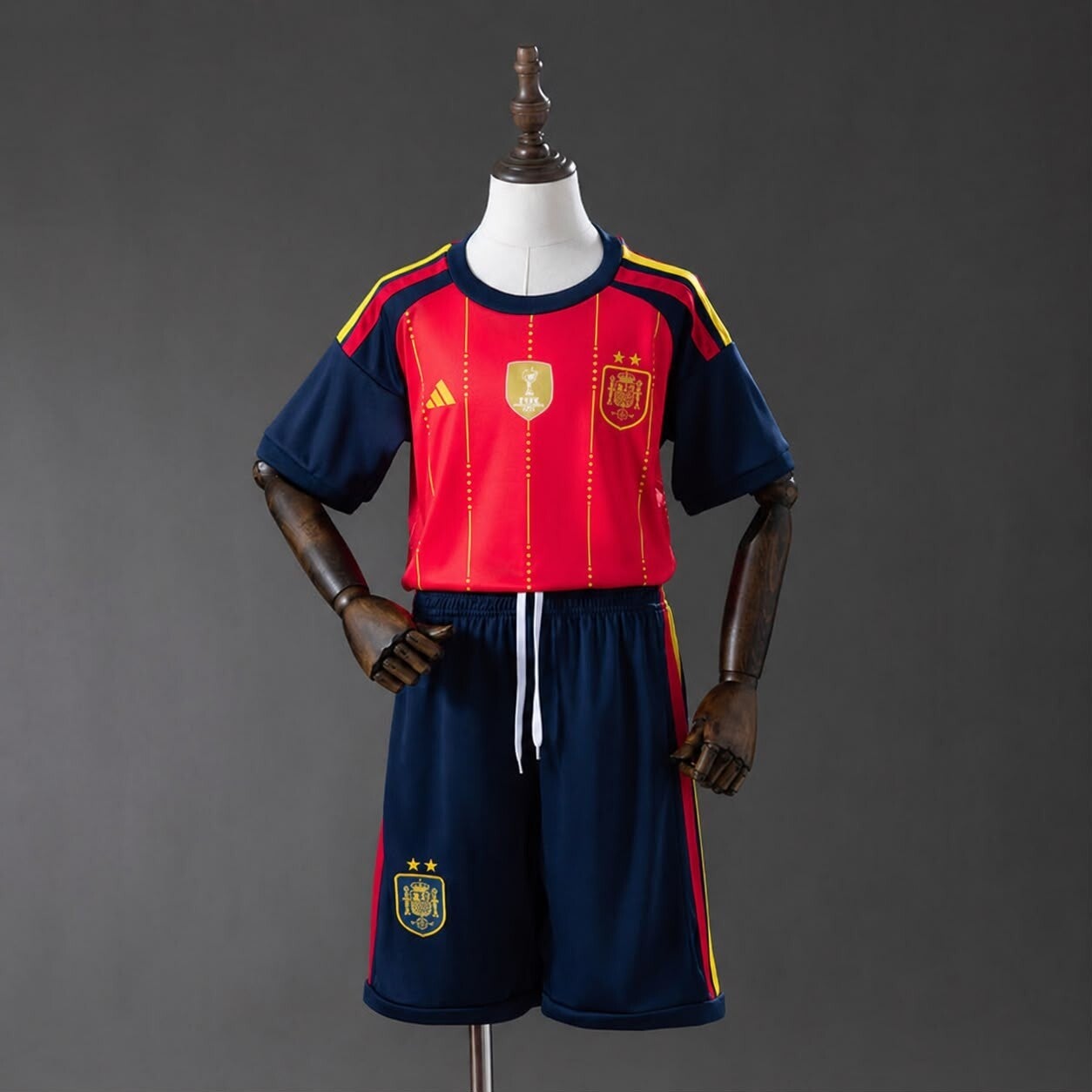 ESPAÑA 2 ESTRELLAS NIÑOS MUNDIAL 26