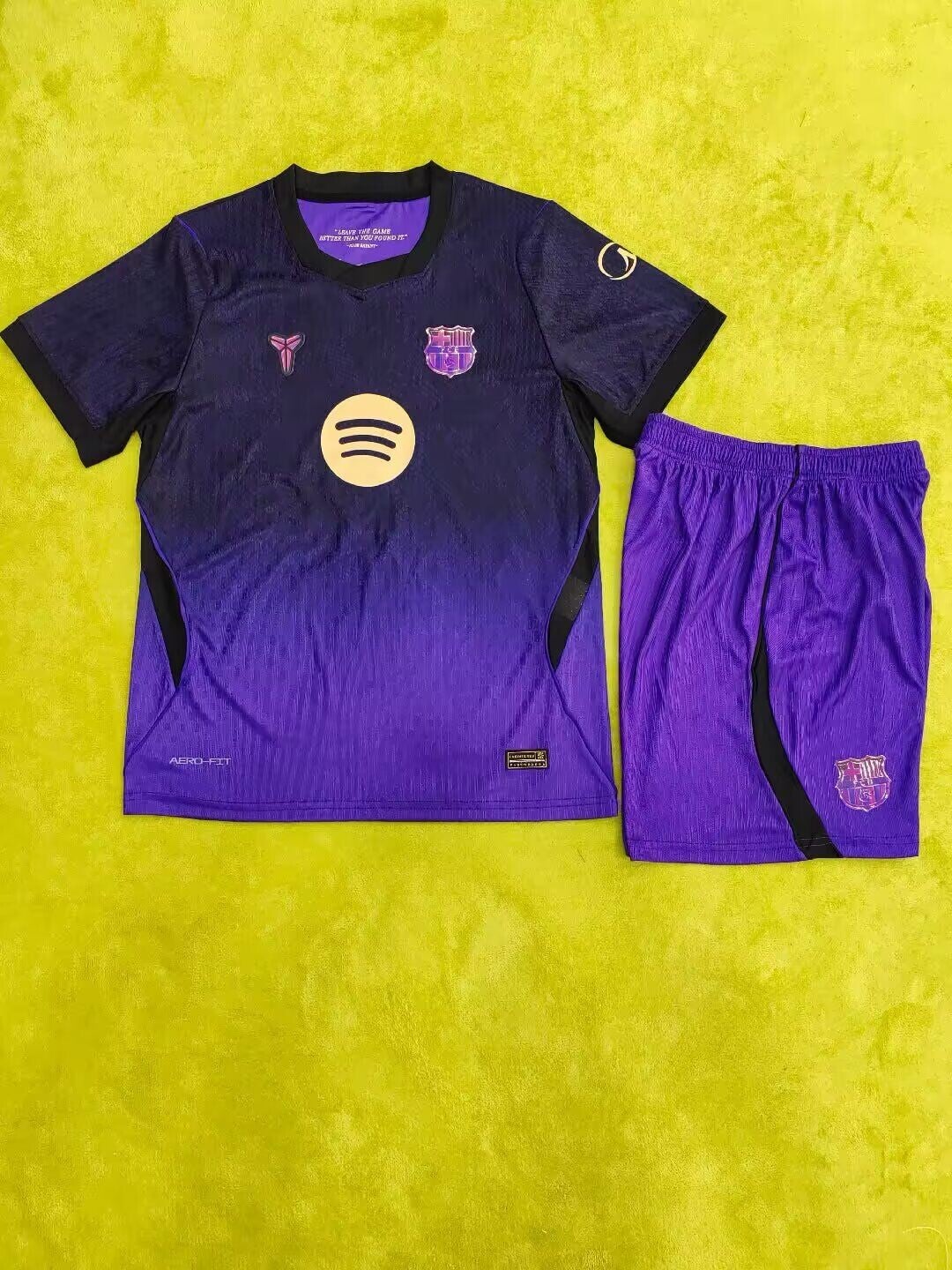 BARCELONA EQUIPAJE VISITANTE NIÑOS 26-27