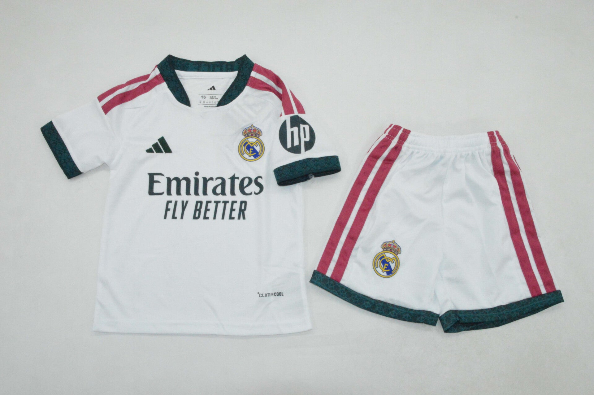 REAL MADRID LOCAL EQUIPAJE NIÑOS 26-27