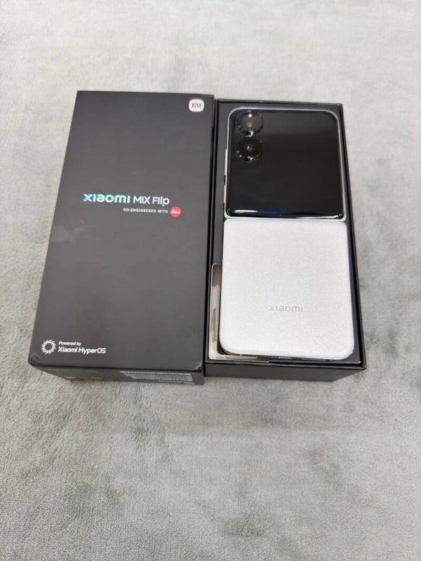 Xiaomi MIX Flip 5G (12 GB + 512 GB)