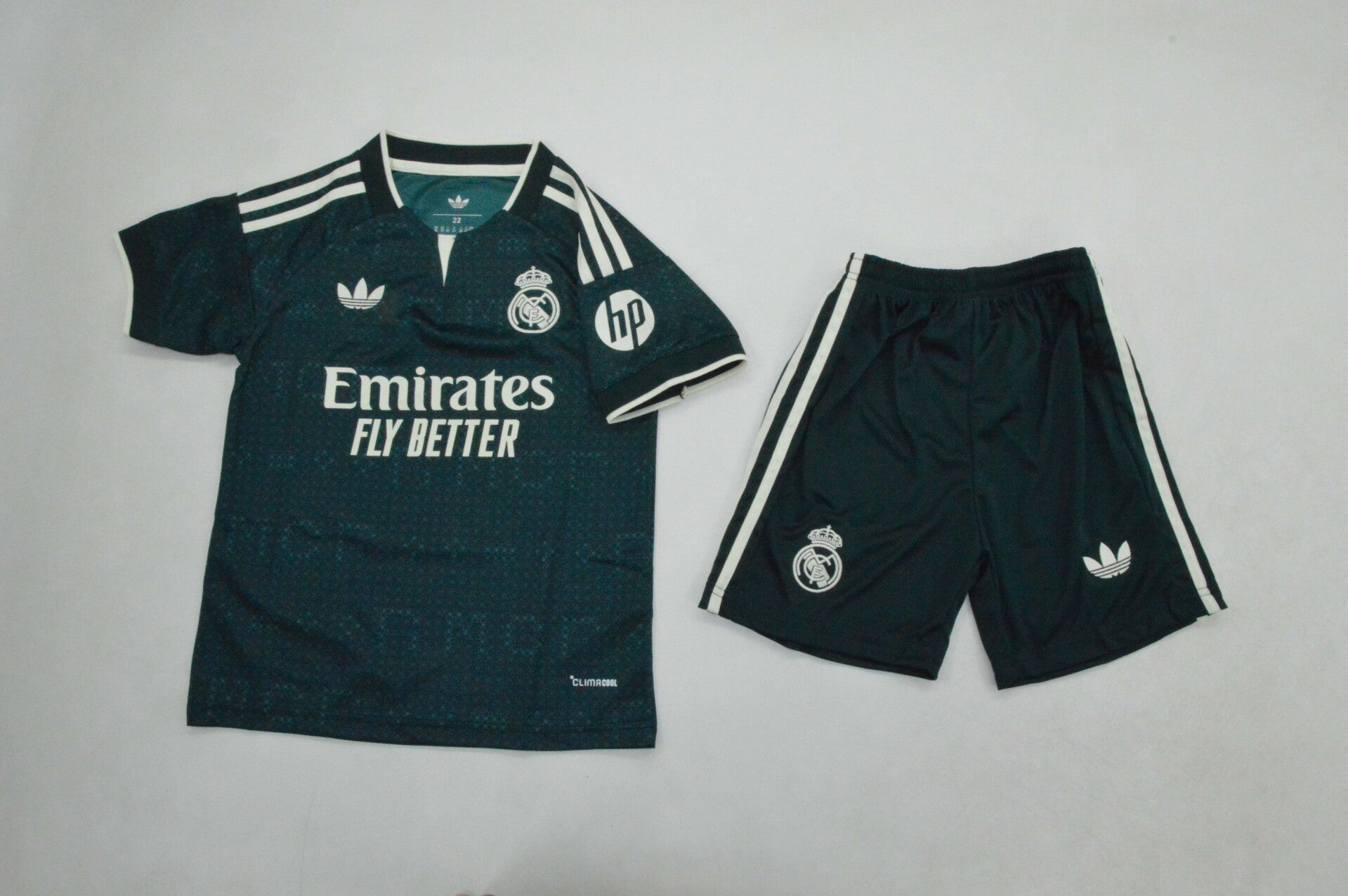 REAL MADRID 3ª VISITANTE EQUIPAJE NIÑOS 26-27