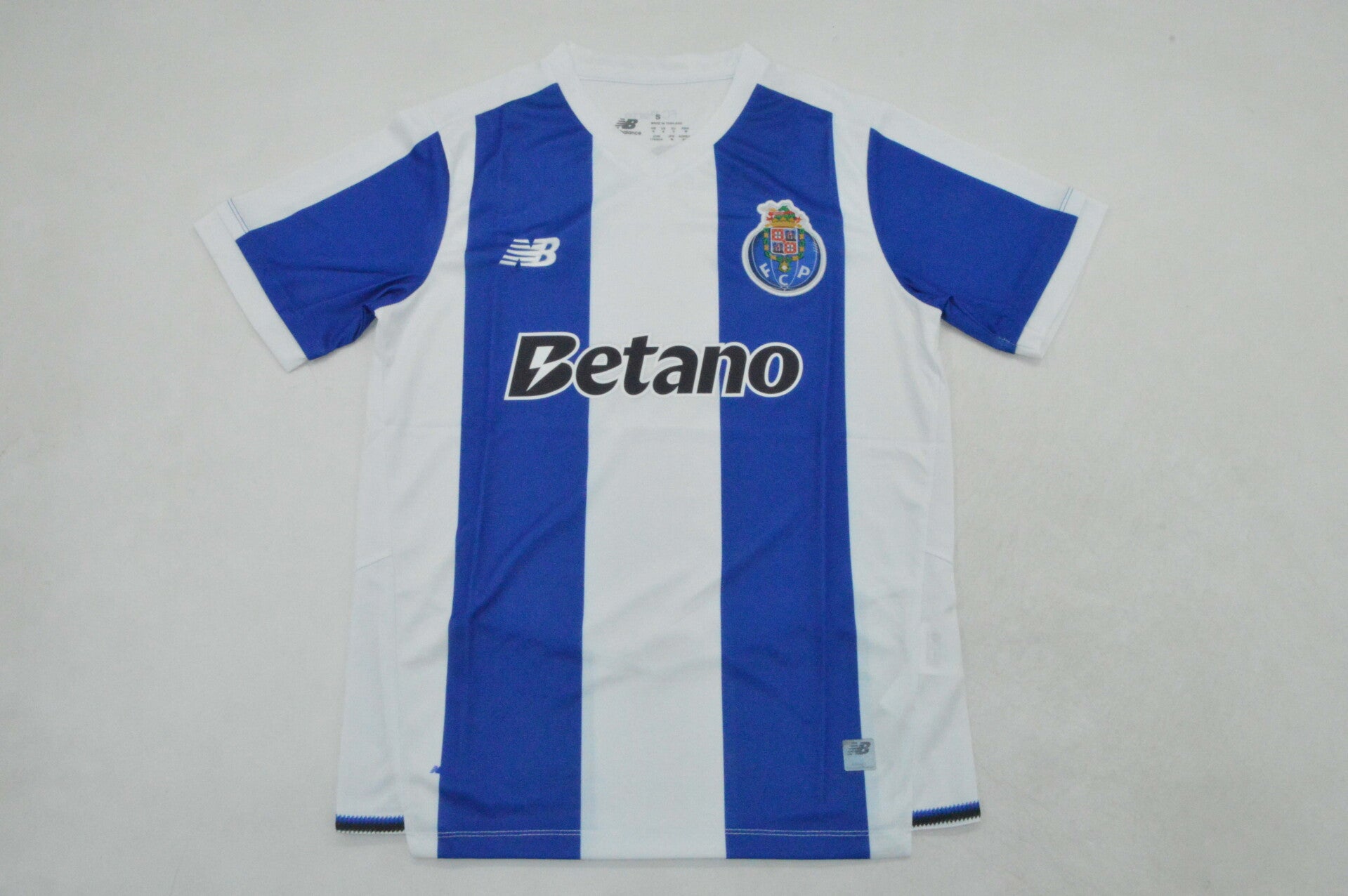 FC PORTO LOCAL 26-27