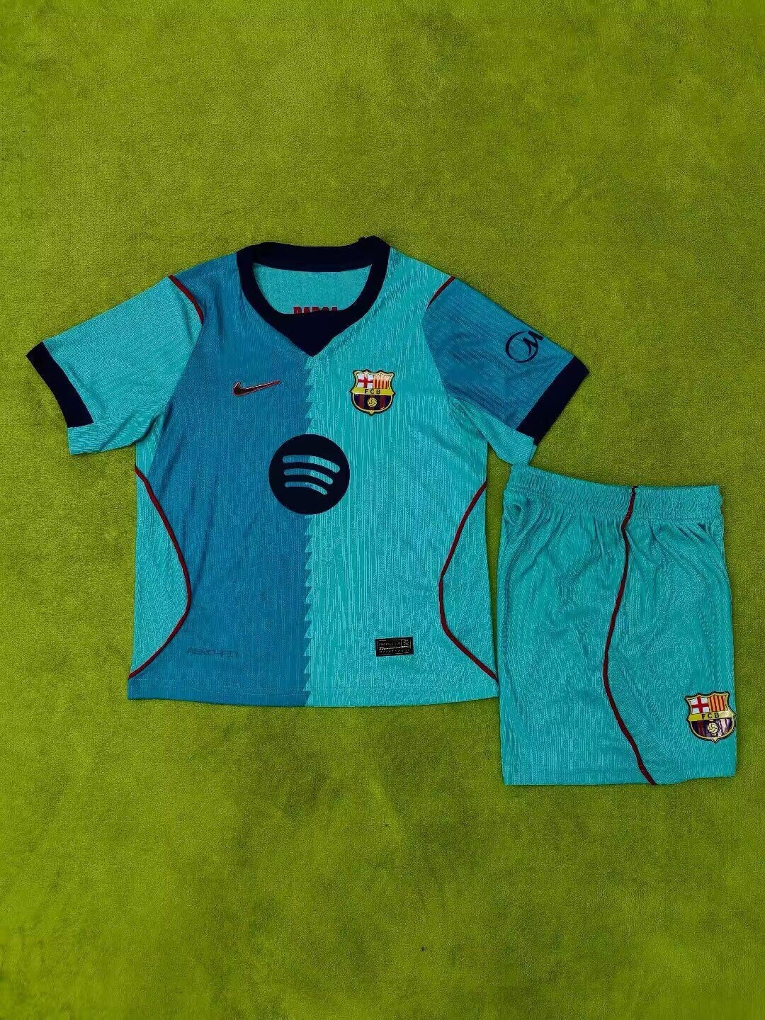 BARCELONA 3ER EQUIPAJE NIÑOS 26-27