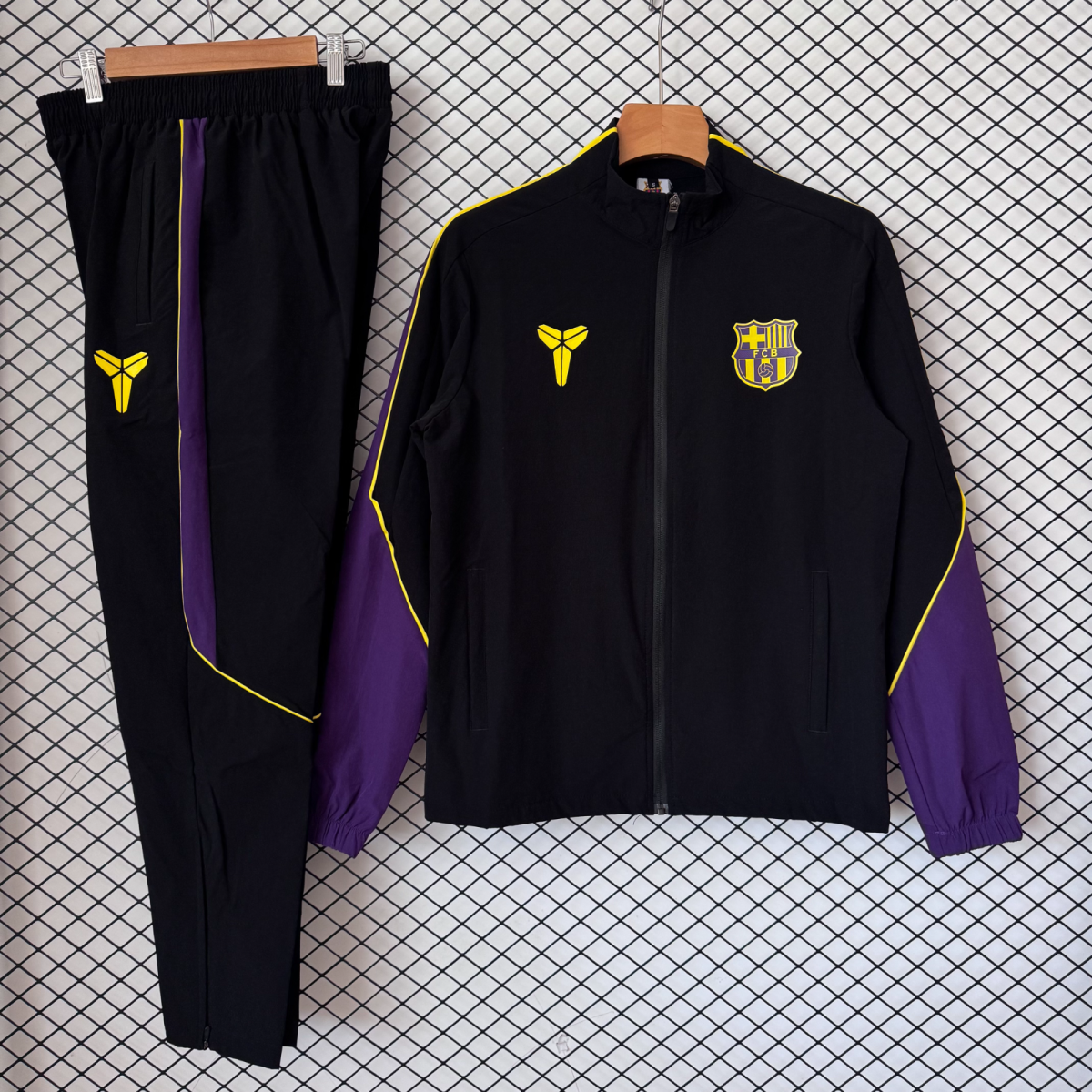 CHANDAL BARCELONA ADULTOS MORADO 26-27