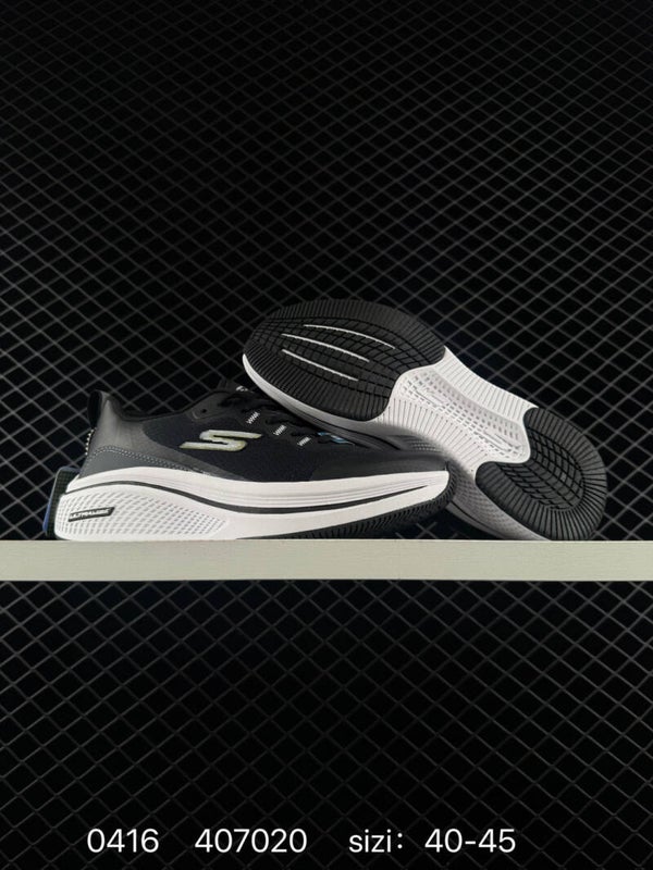 Skechers Max Cushioning