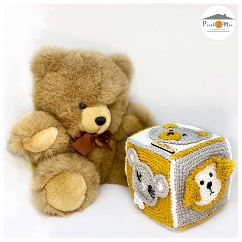 Bowie The Play Cube Amigurumi Crochet Pattern Pixel 2 Mix