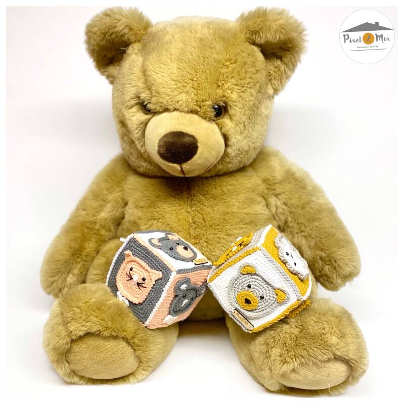 Bowie The Play Cube Amigurumi Crochet Pattern Pixel 2 Mix