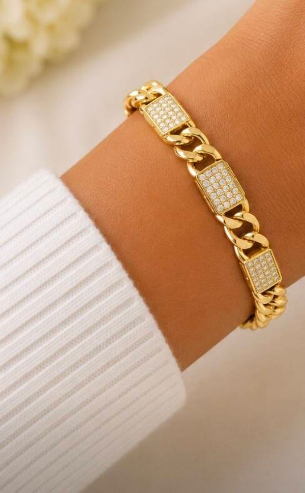 Elegant 7.5” Gold Silver Plated Bracelet with Crystal Accents