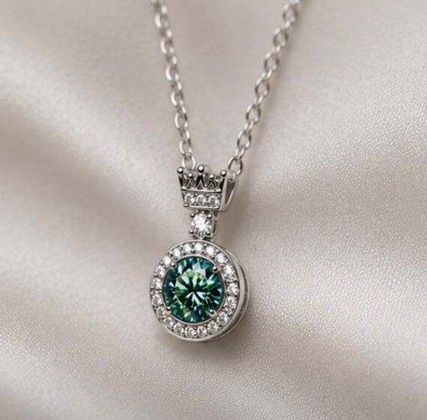 Elegant Sterling Silver Necklace with 1 Carat Moissanite Green Gemstone