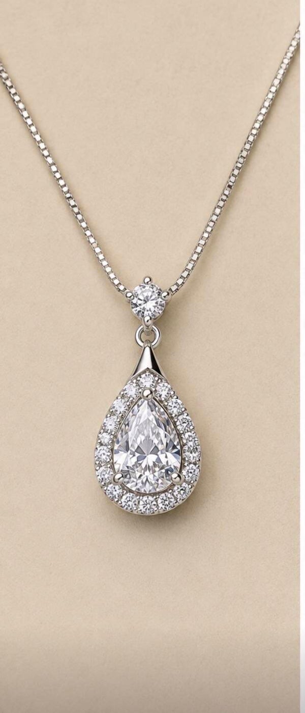 Elegant 18” Sterling Silver 2 Carat Moissanite Diamond Pendant Necklace