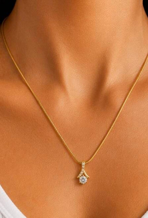 Elegant Gold Moissanite Diamond Pendant Necklace