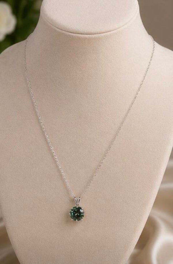Elegant Sterling Silver Necklace with Green Moissanite Diamond