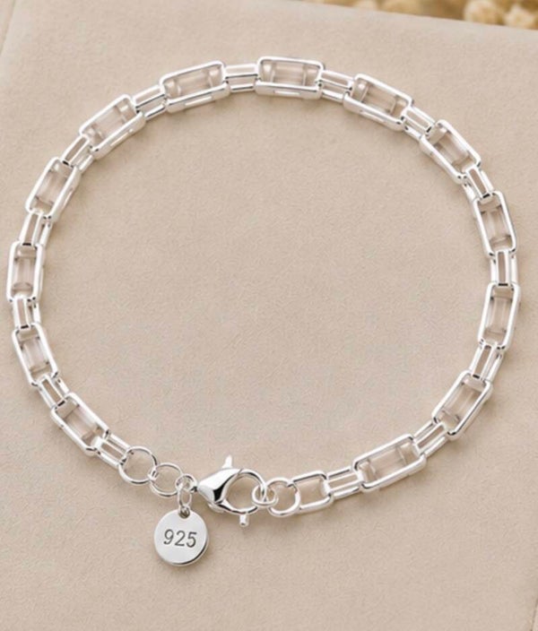 Elegant Sterling Silver Chain Link Bracelet