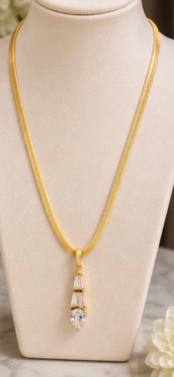 Elegant Gold 18” Stainless Steel Teardrop Pendant Necklace with Clear Stones