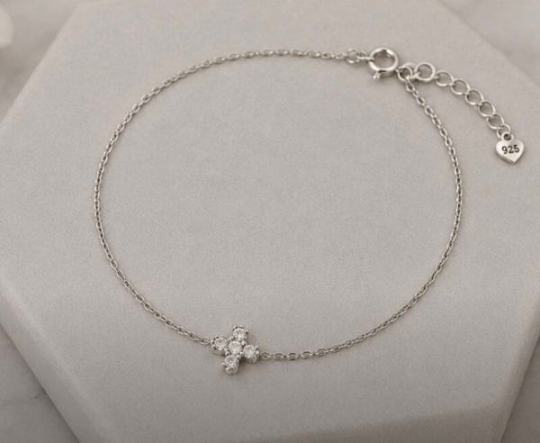 Elegant Sterling Silver Chain Anklet with Flower Charm