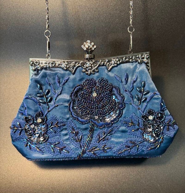 Elegant Blue Beaded Evening Bag