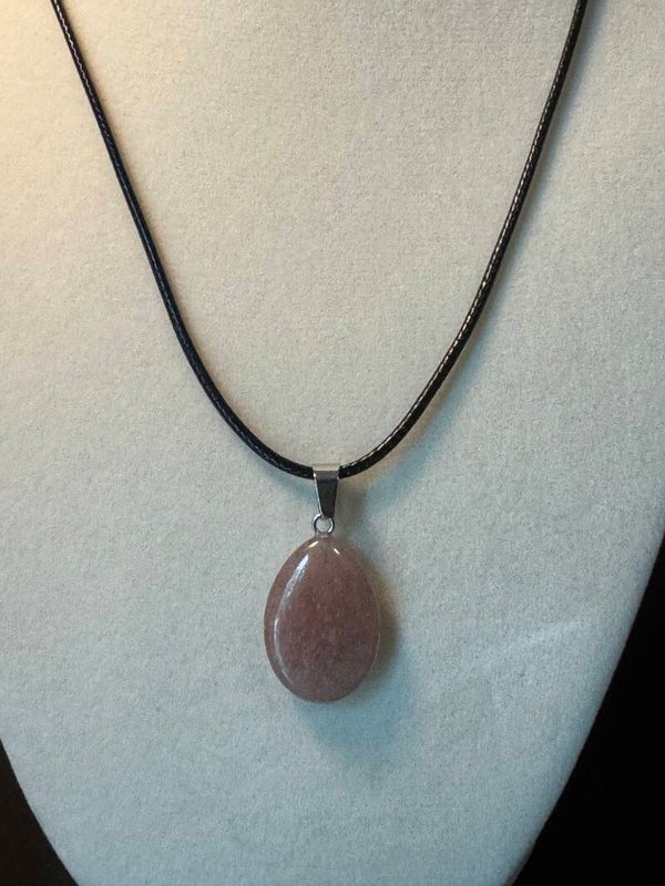 Elegant Natural Brown Stone Pendant Necklace