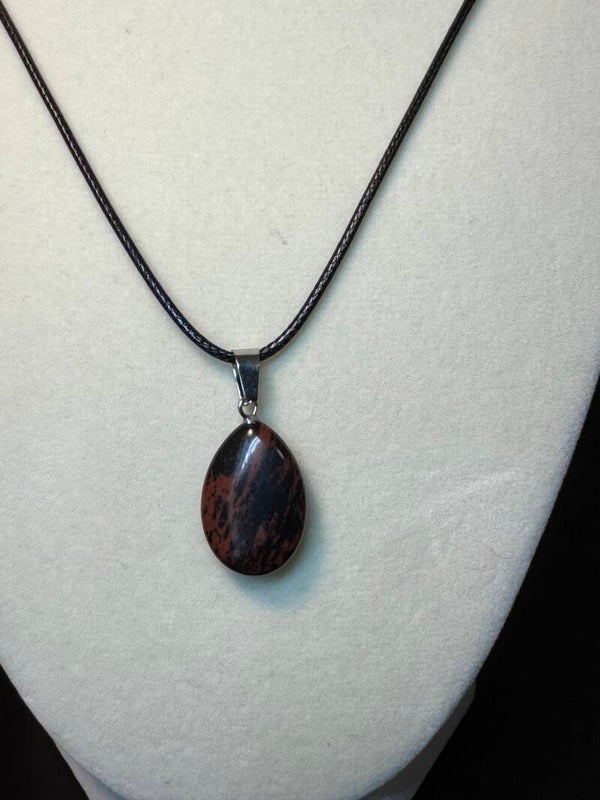 Elegant Natural Black and Brown Stone Pendant Necklace