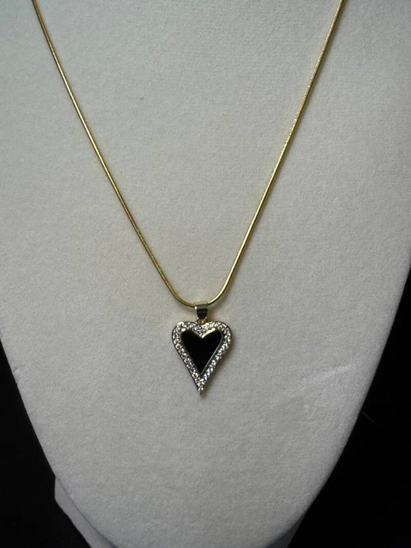 Elegant Gold and Black Heart Pendant Necklace